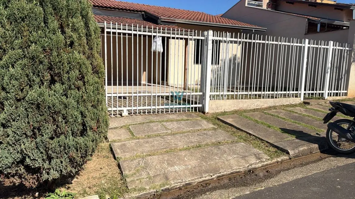 Foto 2 de Casa de Condomínio com 3 quartos à venda, 250m2 em Santa Teresa, Pocos De Caldas - MG