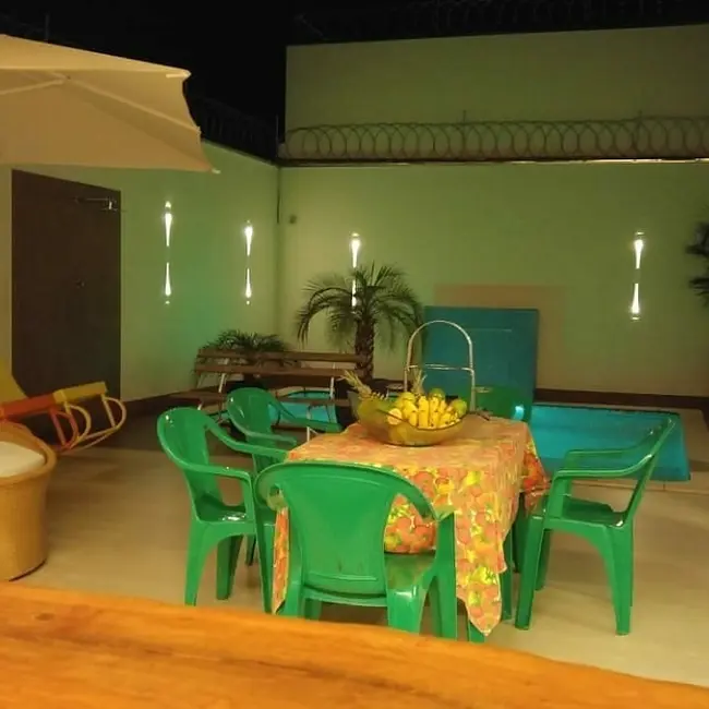 Foto 4 de Casa com 3 quartos à venda, 300m2 em Ibituruna, Montes Claros - MG