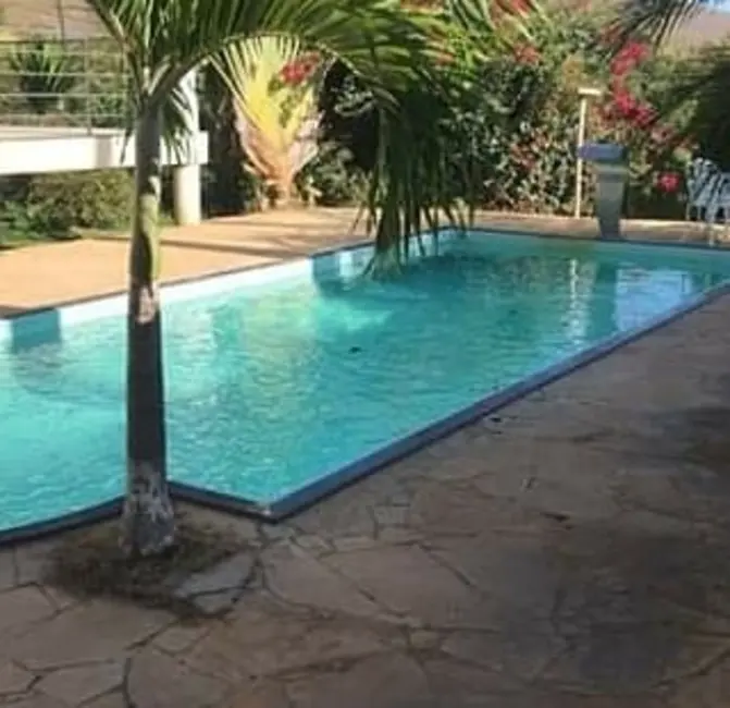 Foto 7 de Casa com 3 quartos à venda, 165m2 em Ibituruna, Montes Claros - MG