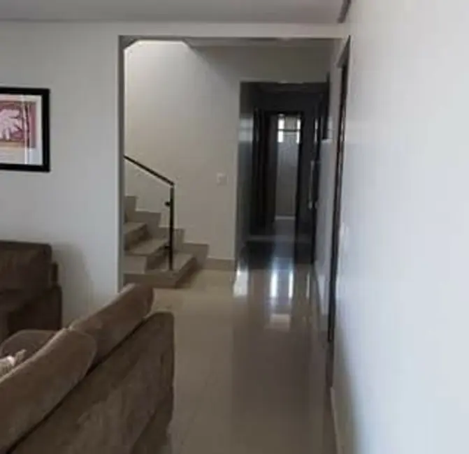 Apartamento com 4 quartos à venda, 300m2 em Cândida Câmara, Montes Claros - MG - imagem 4 Foto 4 de Apartamento com 4 quartos à venda, 300m2 em Cândida Câmara, Montes Claros - MG