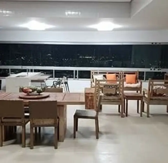 Foto 2 de Apartamento com 4 quartos à venda, 300m2 em Cândida Câmara, Montes Claros - MG