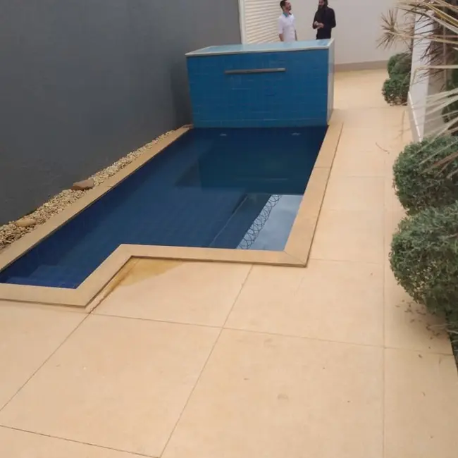 Foto 7 de Casa com 3 quartos à venda, 380m2 em Jaraguá, Montes Claros - MG