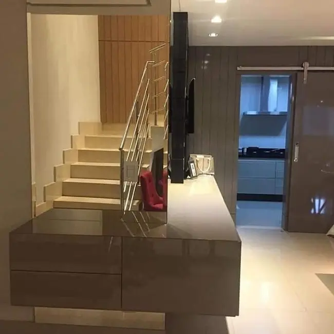 Apartamento com 5 quartos à venda, 200m2 em Morada do Sol, Montes Claros - MG - imagem 4 Foto 4 de Apartamento com 5 quartos à venda, 200m2 em Morada do Sol, Montes Claros - MG