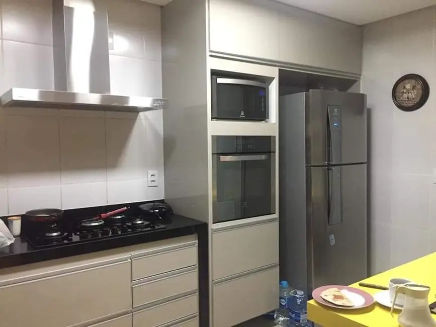 Apartamento com 5 quartos à venda, 200m2 em Morada do Sol, Montes Claros - MG - imagem 7 Foto 7 de Apartamento com 5 quartos à venda, 200m2 em Morada do Sol, Montes Claros - MG