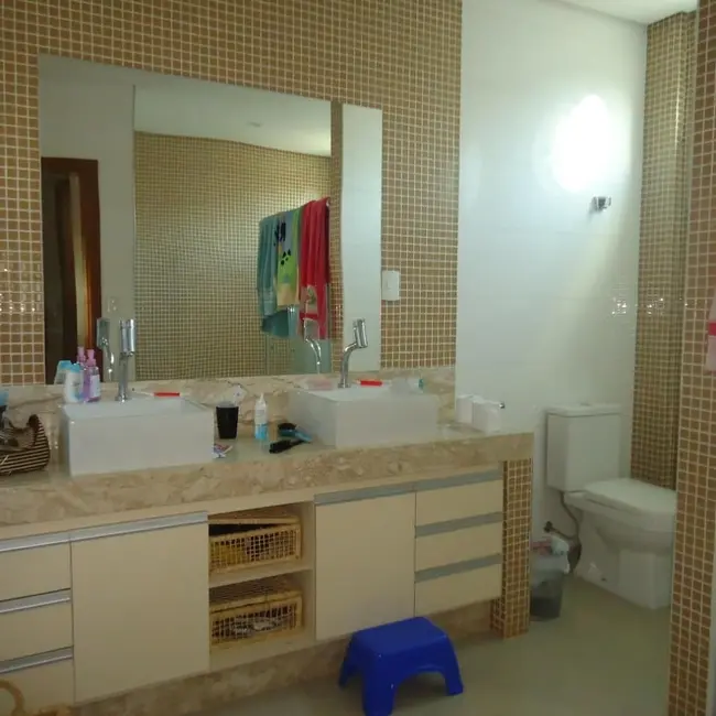 Foto 9 de Casa com 3 quartos à venda, 260m2 em Ibituruna, Montes Claros - MG