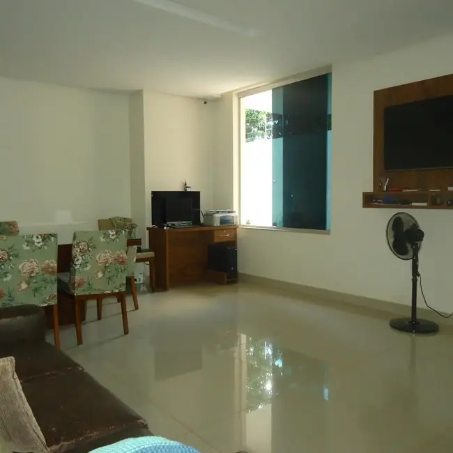 Foto 8 de Casa com 3 quartos à venda, 260m2 em Ibituruna, Montes Claros - MG