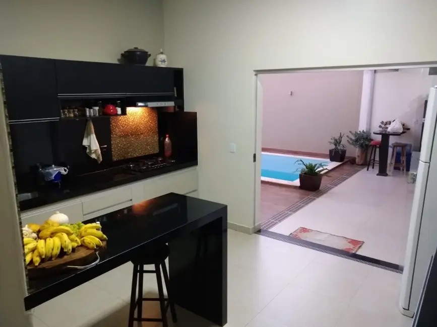 Foto 7 de Casa com 3 quartos à venda, 250m2 em Barcelona Park, Montes Claros - MG