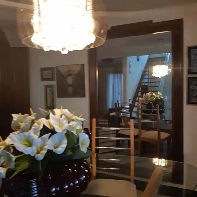 Casa com 3 quartos à venda, 280m2 em Funcionários, Montes Claros - MG - imagem 7 Foto 7 de Casa com 3 quartos à venda, 280m2 em Funcionários, Montes Claros - MG