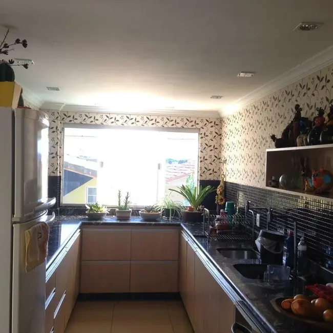 Foto 5 de Casa com 3 quartos à venda, 185m2 em Interlagos, Montes Claros - MG