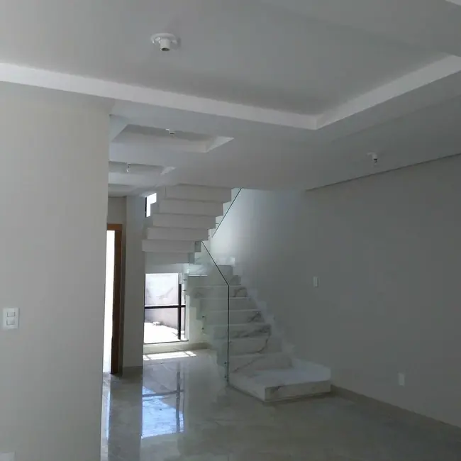 Foto 5 de Casa com 3 quartos à venda, 140m2 em Morada da Serra, Montes Claros - MG