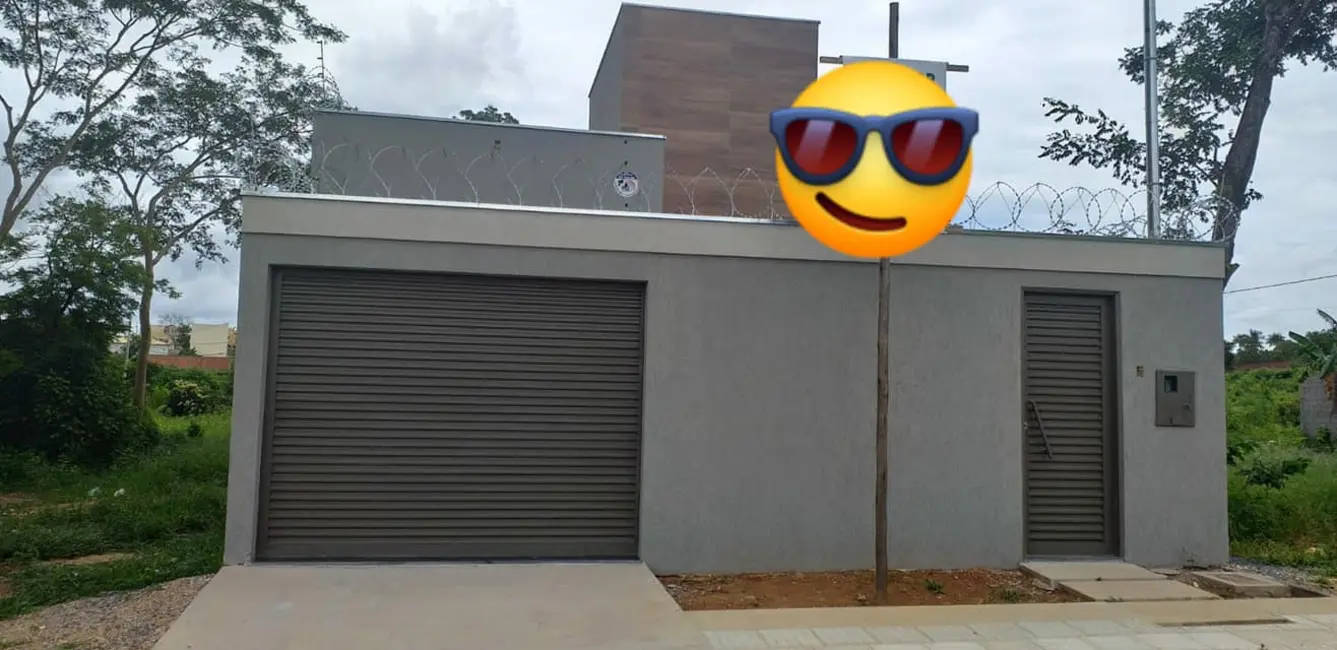 Foto 1 de Casa com 3 quartos à venda, 190m2 em Montes Claros - MG