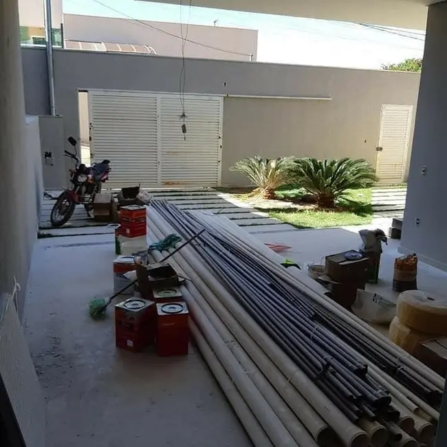 Foto 5 de Casa com 3 quartos à venda, 310m2 em Ibituruna, Montes Claros - MG