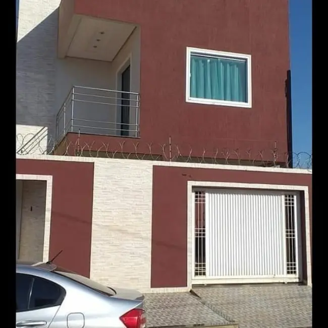 Foto 1 de Casa com 4 quartos à venda, 263m2 em Veneza Parque, Montes Claros - MG