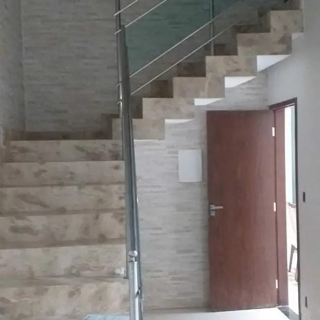 Foto 4 de Casa com 4 quartos à venda, 263m2 em Veneza Parque, Montes Claros - MG