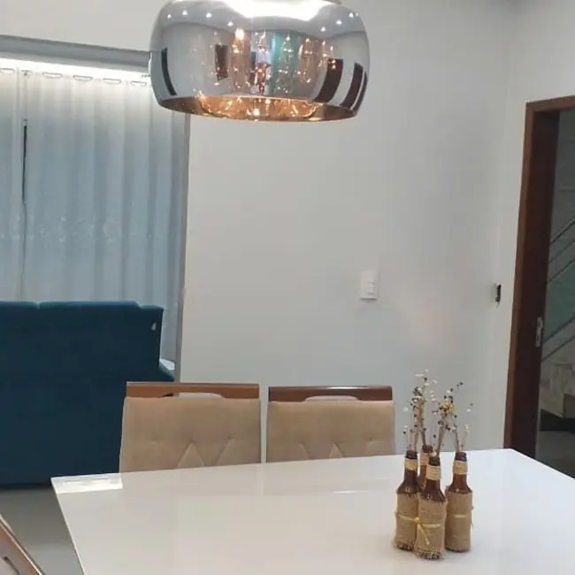 Foto 6 de Casa com 4 quartos à venda, 263m2 em Veneza Parque, Montes Claros - MG