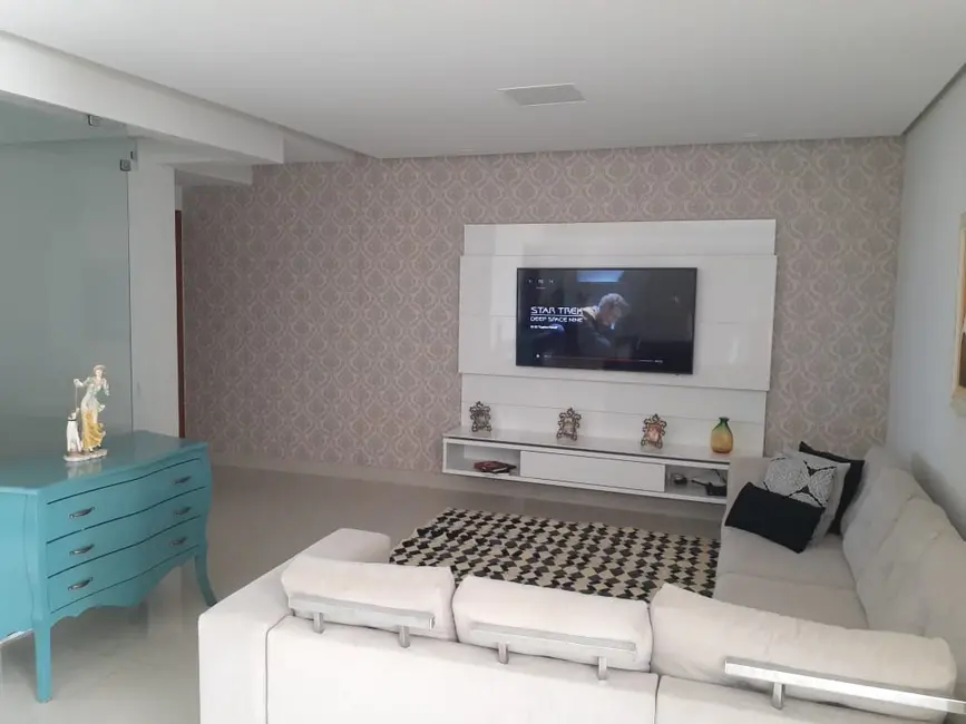 Foto 9 de Apartamento com 4 quartos à venda, 260m2 em Melo, Montes Claros - MG