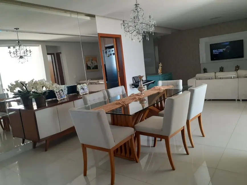 Foto 8 de Apartamento com 4 quartos à venda, 260m2 em Melo, Montes Claros - MG