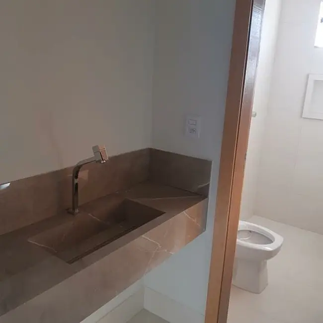 Foto 9 de Casa com 3 quartos à venda, 160m2 em Ibituruna, Montes Claros - MG