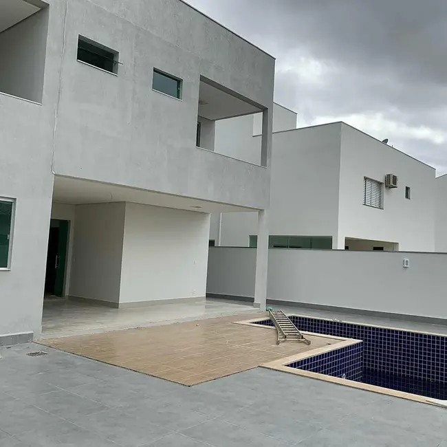 Casa de Condomínio com 4 quartos à venda, 350m2 em Ibituruna, Montes Claros - MG - imagem 4 Foto 4 de Casa de Condomínio com 4 quartos à venda, 350m2 em Ibituruna, Montes Claros - MG