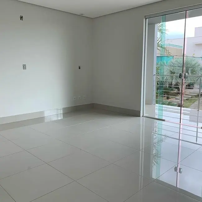 Casa de Condomínio com 4 quartos à venda, 350m2 em Ibituruna, Montes Claros - MG - imagem 3 Foto 3 de Casa de Condomínio com 4 quartos à venda, 350m2 em Ibituruna, Montes Claros - MG