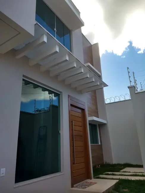 Foto 3 de Casa com 3 quartos à venda, 200m2 em Ibituruna, Montes Claros - MG