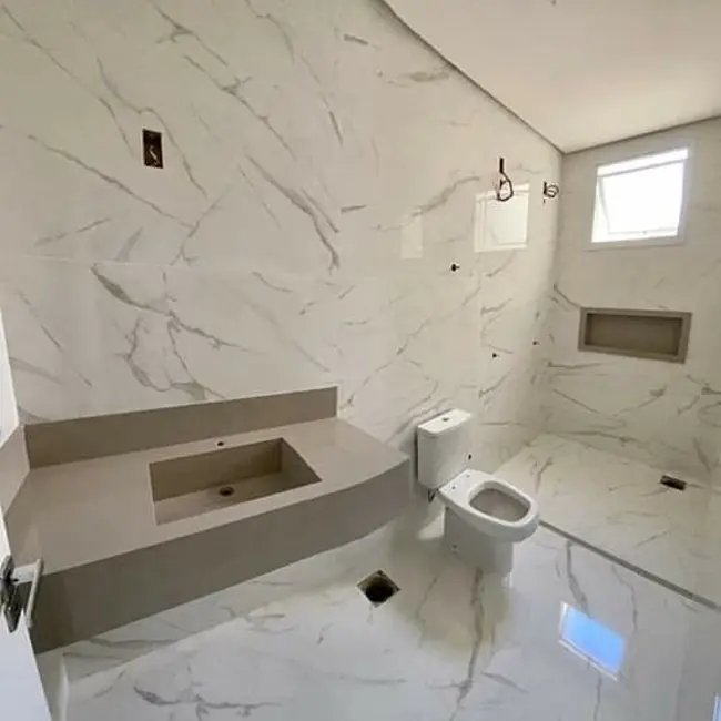 Foto 8 de Casa com 3 quartos à venda, 160m2 em Ibituruna, Montes Claros - MG