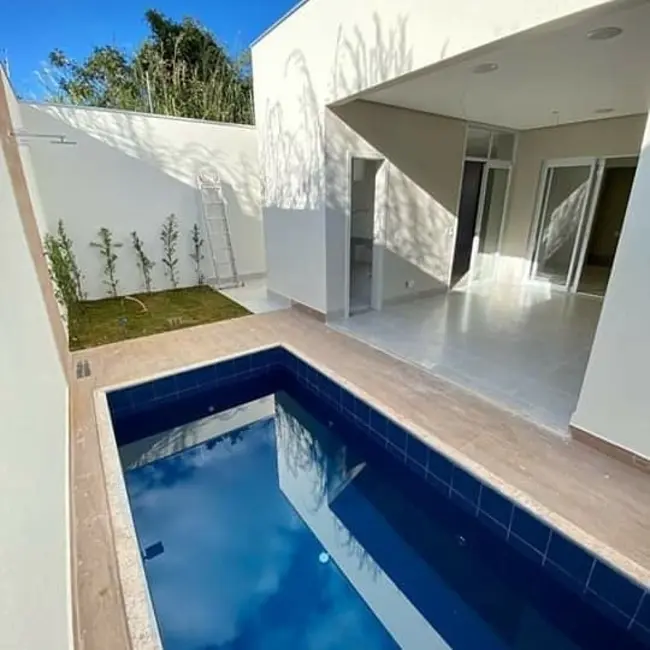 Foto 3 de Casa com 3 quartos à venda, 160m2 em Ibituruna, Montes Claros - MG