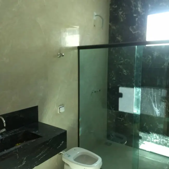 Foto 8 de Casa com 3 quartos à venda, 205m2 em Ibituruna, Montes Claros - MG