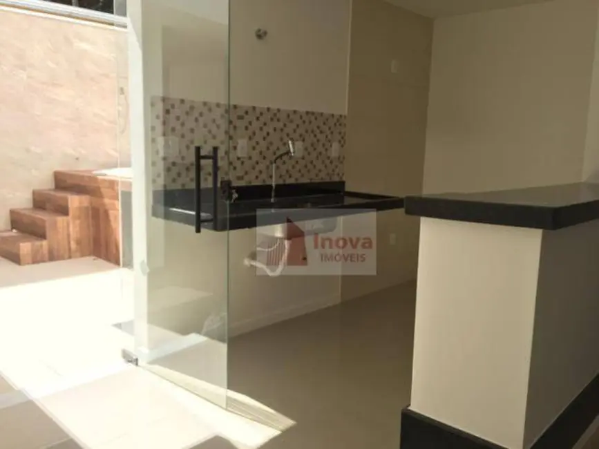 Foto 3 de Casa de Condomínio com 3 quartos à venda, 100m2 em Parque Guadalajara, Juiz De Fora - MG