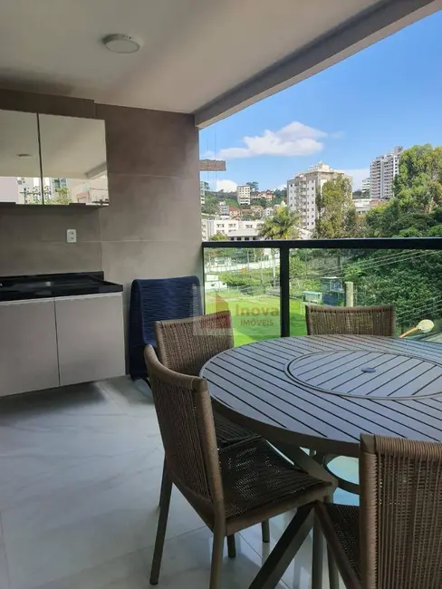 Apartamento com 3 quartos à venda, 142m2 em Centro, Juiz De Fora - MG - imagem 5 Foto 5 de Apartamento com 3 quartos à venda, 142m2 em Centro, Juiz De Fora - MG