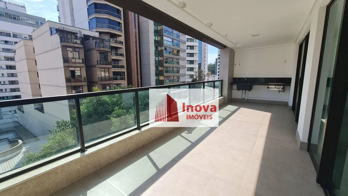 Apartamento com 4 quartos à venda, 250m2 em Centro, Juiz De Fora - MG - imagem 8 Foto 8 de Apartamento com 4 quartos à venda, 250m2 em Centro, Juiz De Fora - MG