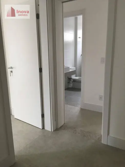 Apartamento com 4 quartos à venda, 240m2 em Centro, Juiz De Fora - MG - imagem 8 Foto 8 de Apartamento com 4 quartos à venda, 240m2 em Centro, Juiz De Fora - MG