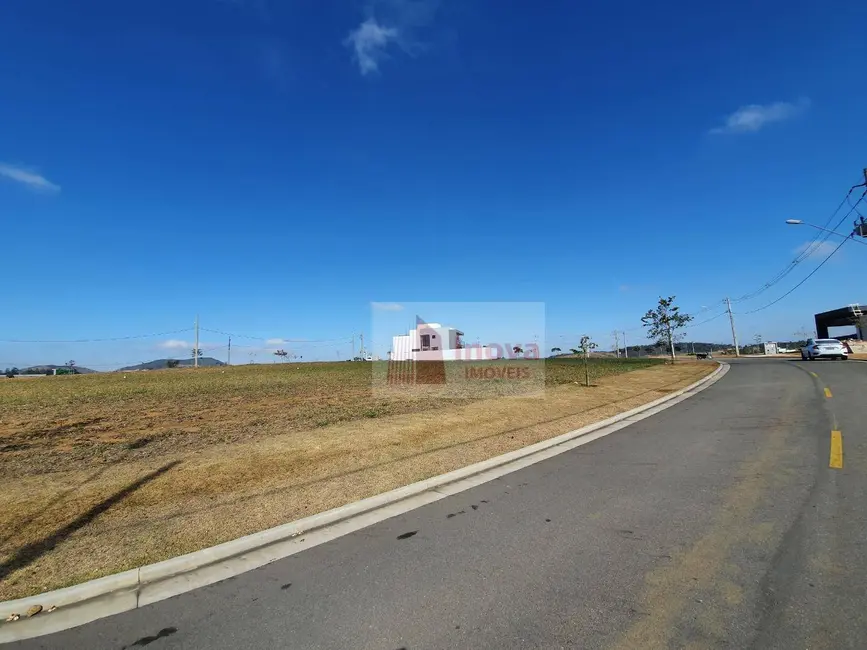 Foto 1 de Terreno / Lote à venda, 465m2 em São Pedro, Juiz De Fora - MG