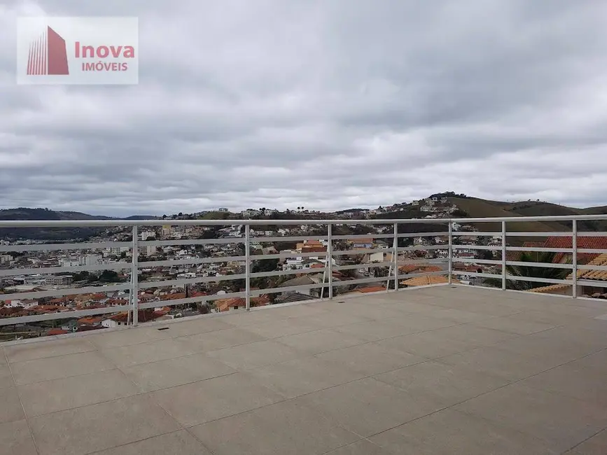 Foto 3 de Casa com 3 quartos à venda, 780m2 em Quintas das Avenidas, Juiz De Fora - MG