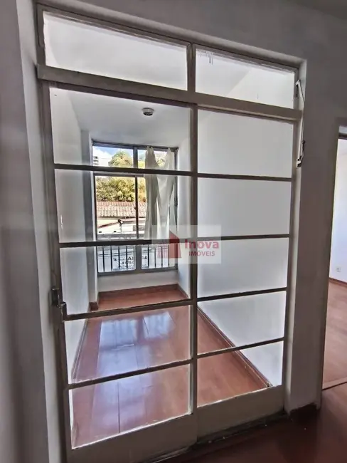 Apartamento com 2 quartos para alugar, 80m2 em Centro, Juiz De Fora - MG - imagem 7 Foto 7 de Apartamento com 2 quartos para alugar, 80m2 em Centro, Juiz De Fora - MG