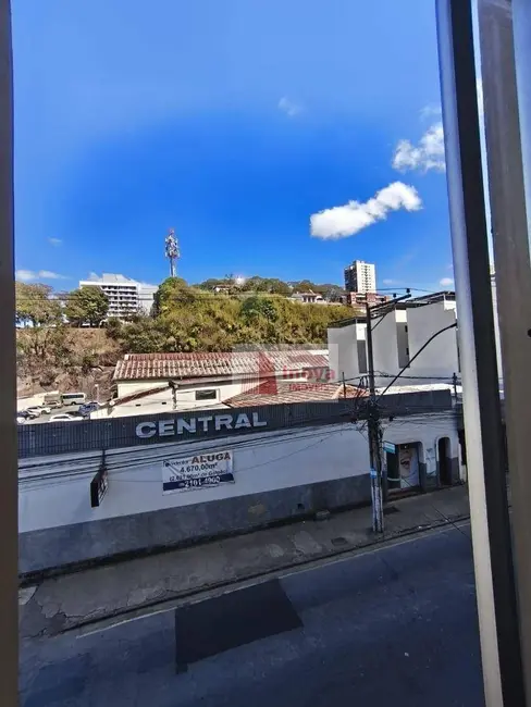 Apartamento com 2 quartos para alugar, 80m2 em Centro, Juiz De Fora - MG - imagem 9 Foto 9 de Apartamento com 2 quartos para alugar, 80m2 em Centro, Juiz De Fora - MG