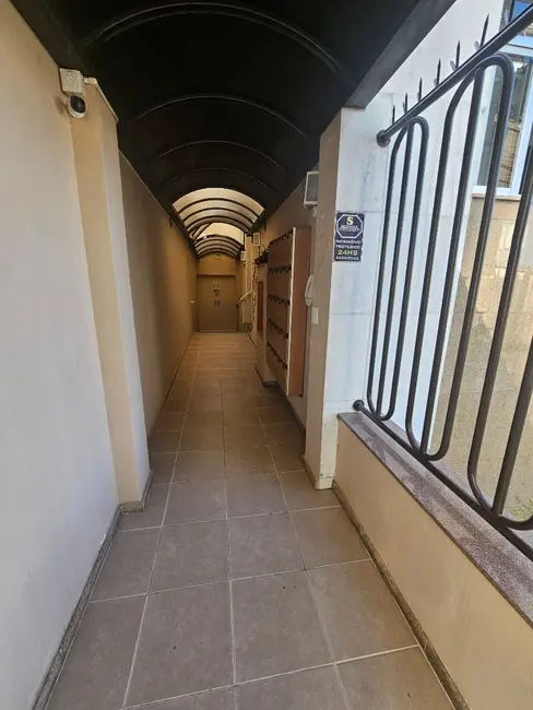 Foto 2 de Apartamento com 2 quartos à venda, 75m2 em Centro, Juiz De Fora - MG