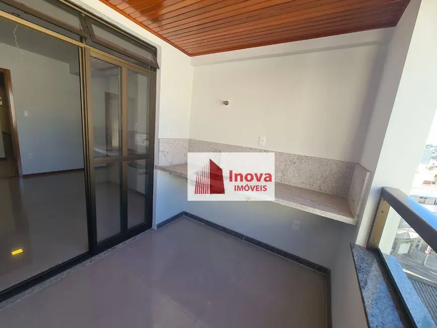 Apartamento com 2 quartos à venda, 82m2 em Santa Helena, Juiz De Fora - MG - imagem 8 Foto 8 de Apartamento com 2 quartos à venda, 82m2 em Santa Helena, Juiz De Fora - MG