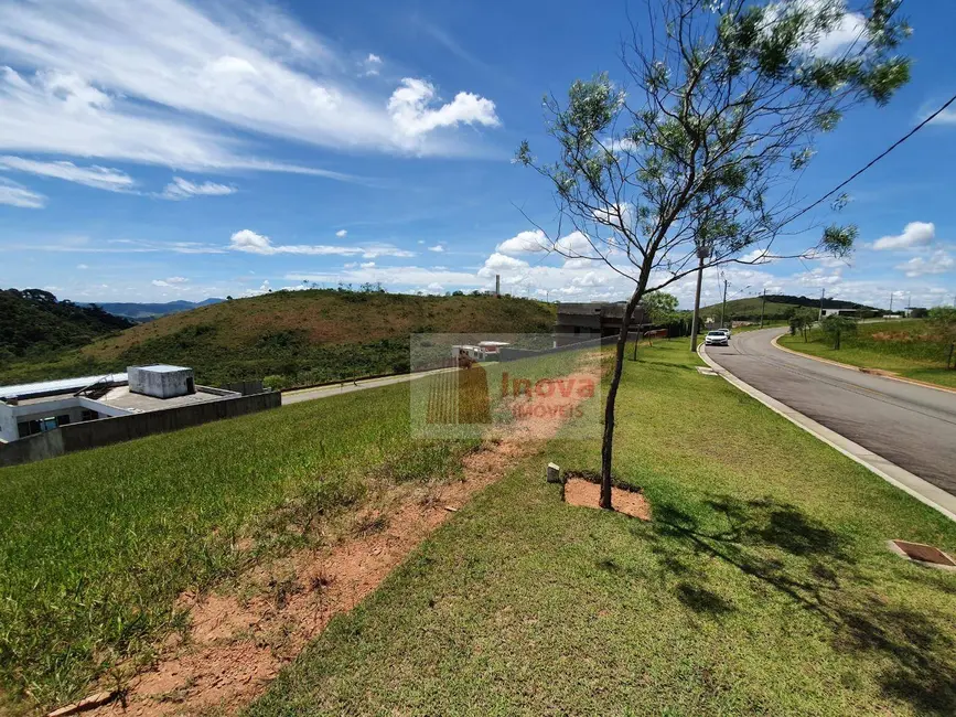 Foto 1 de Terreno / Lote à venda, 453m2 em São Pedro, Juiz De Fora - MG