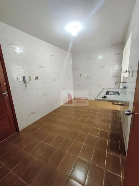 Foto 2 de Apartamento com 2 quartos para alugar, 75m2 em São Mateus, Juiz De Fora - MG