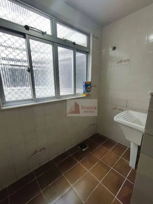 Foto 4 de Apartamento com 2 quartos para alugar, 75m2 em São Mateus, Juiz De Fora - MG
