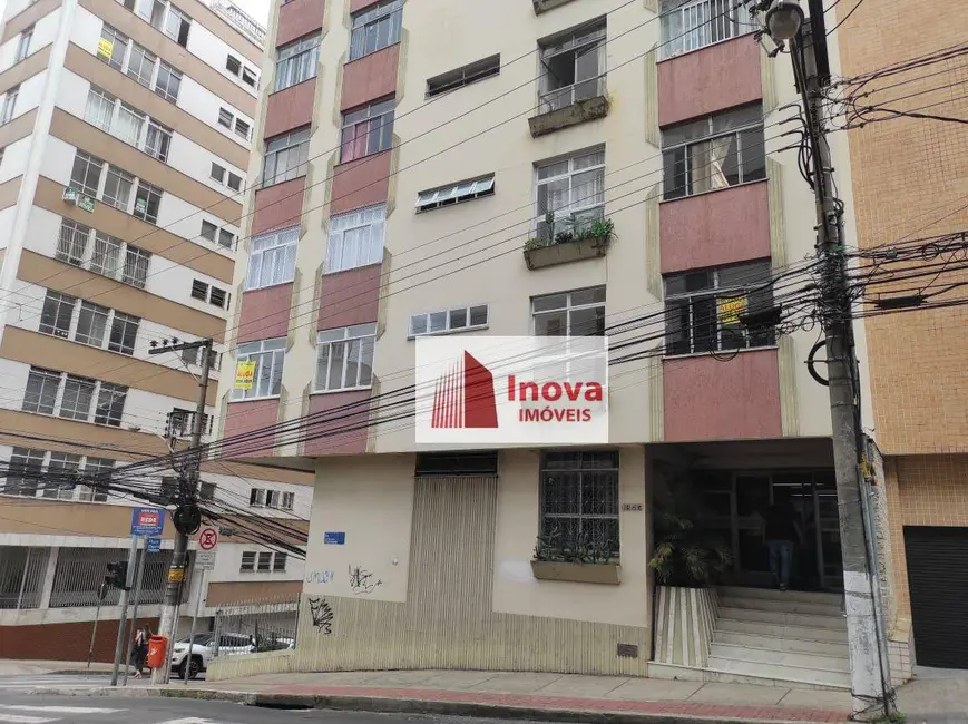 Foto 1 de Apartamento com 1 quarto à venda, 50m2 em Centro, Juiz De Fora - MG