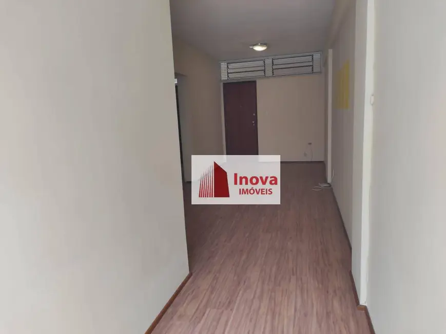 Apartamento com 1 quarto à venda, 50m2 em Centro, Juiz De Fora - MG - imagem 8 Foto 8 de Apartamento com 1 quarto à venda, 50m2 em Centro, Juiz De Fora - MG