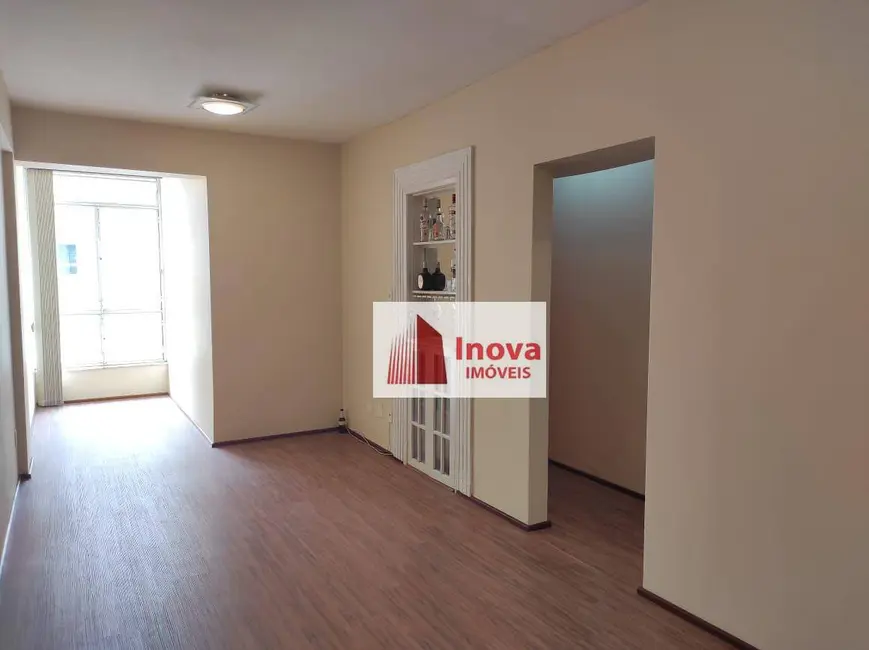 Apartamento com 1 quarto à venda, 50m2 em Centro, Juiz De Fora - MG - imagem 7 Foto 7 de Apartamento com 1 quarto à venda, 50m2 em Centro, Juiz De Fora - MG