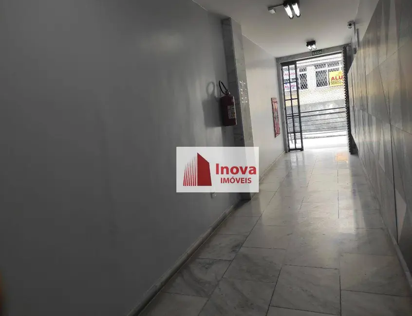 Sala Comercial à venda, 30m2 em Centro, Juiz De Fora - MG - imagem 8 Foto 8 de Sala Comercial à venda, 30m2 em Centro, Juiz De Fora - MG