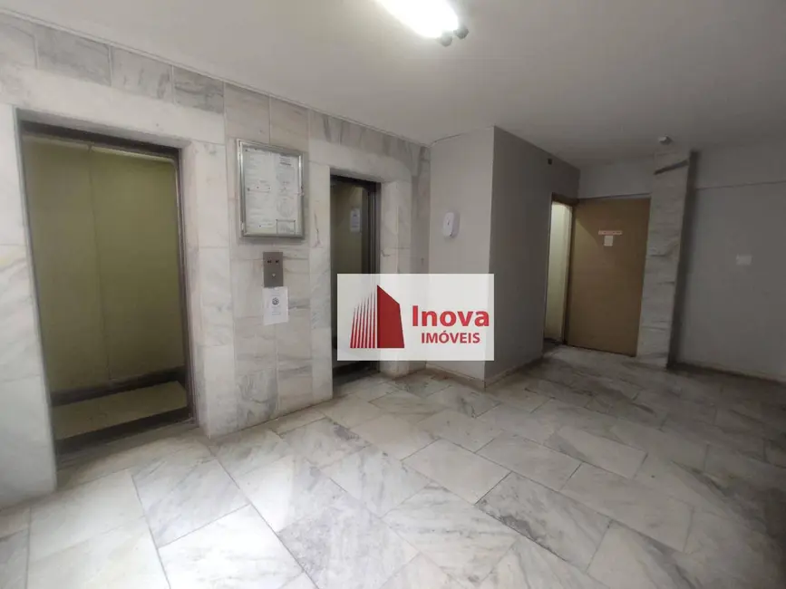 Sala Comercial à venda, 30m2 em Centro, Juiz De Fora - MG - imagem 3 Foto 3 de Sala Comercial à venda, 30m2 em Centro, Juiz De Fora - MG