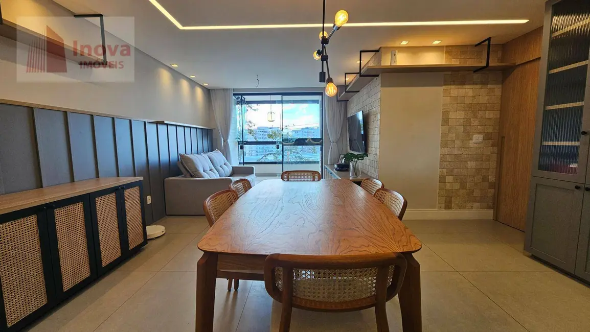 Foto 6 de Apartamento com 3 quartos à venda, 154m2 em Vale do Ipê, Juiz De Fora - MG