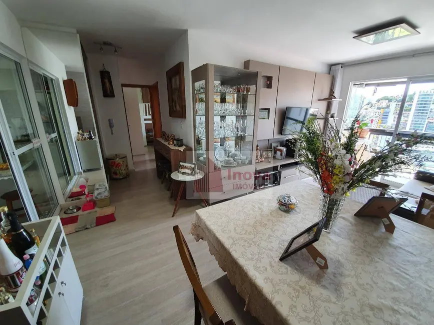 Apartamento com 2 quartos à venda, 92m2 em Juiz De Fora - MG - imagem 3 Foto 3 de Apartamento com 2 quartos à venda, 92m2 em Juiz De Fora - MG