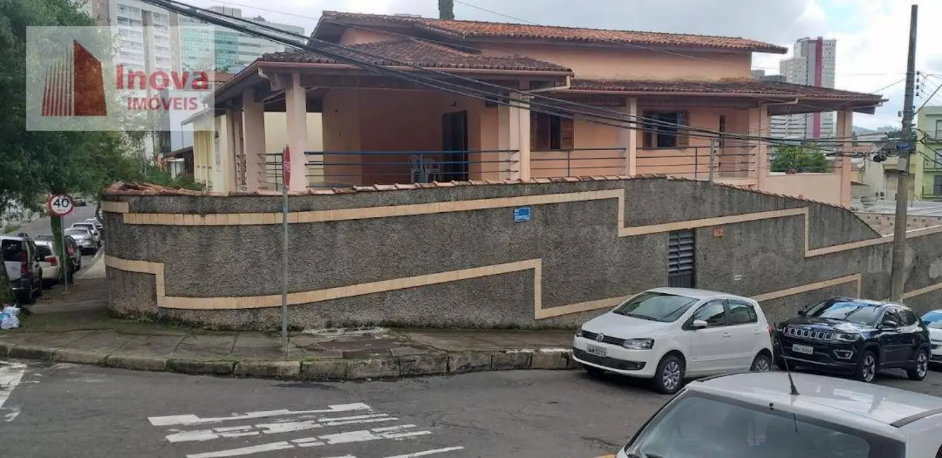 Foto 1 de Casa com 4 quartos à venda, 400m2 em Cascatinha, Juiz De Fora - MG