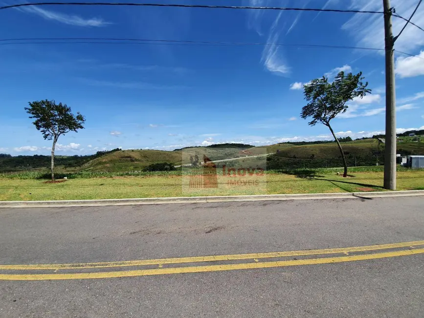 Foto 3 de Terreno / Lote à venda, 630m2 em São Pedro, Juiz De Fora - MG